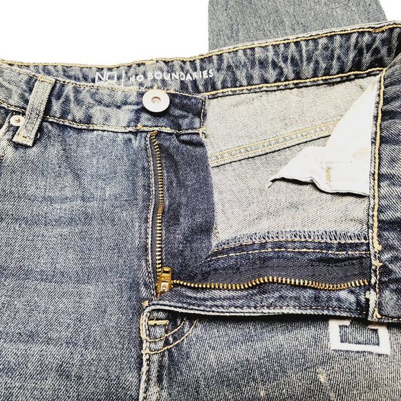 New York Patchwork Jeans - Size 6 - High Rise - Mom Jeans - Distressed - Picture 7 of 10